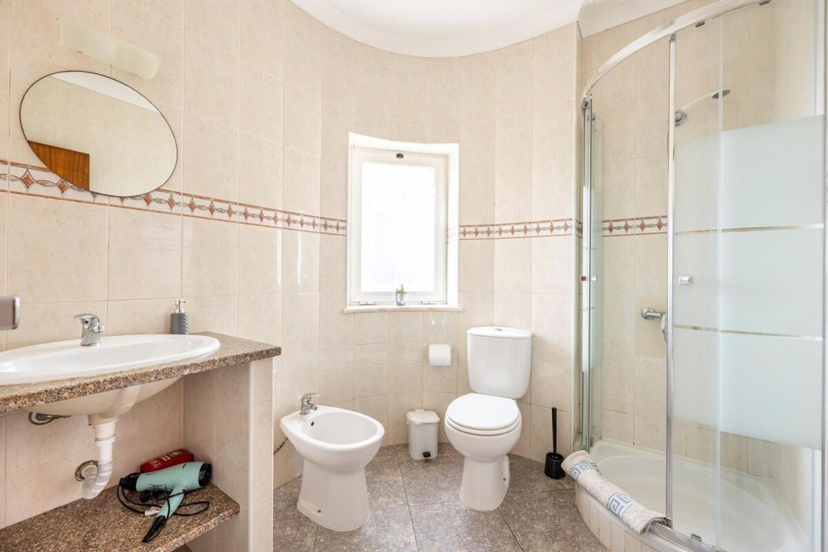 Local Guesthouse Сагреш Екстер'єр фото
